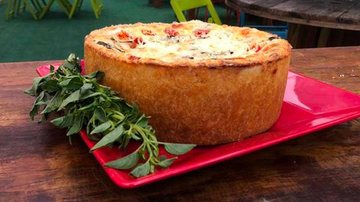 Imagem Aprenda fazer uma receita fácil e deliciosa de Quiche Napolitano