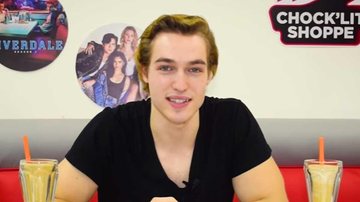 Imagem Trevor Stines, Jason Blossom de Riverdale, abre o jogo sobre bastidores da série